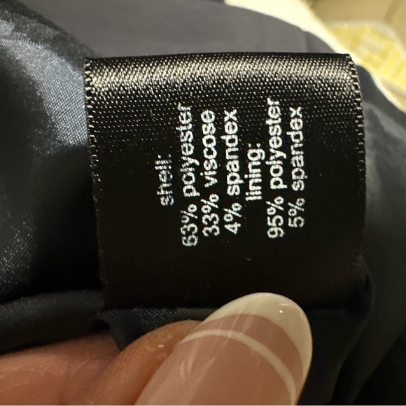 Women's Blazer - Picture 5 of 5